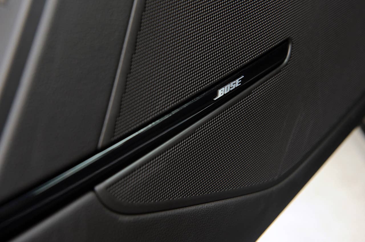 2011 Cadillac CTS-V Coupe door speaker