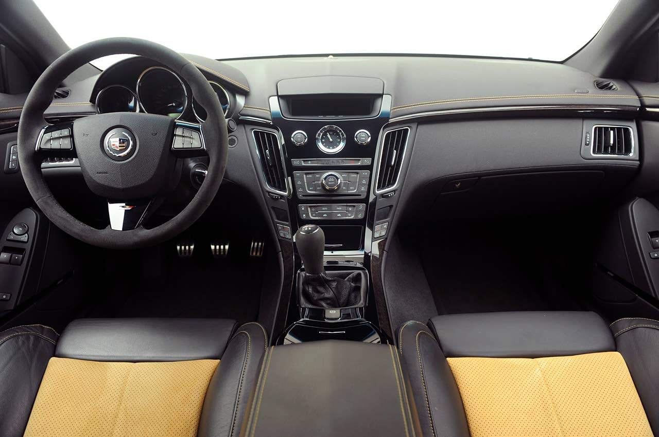2011 Cadillac CTS-V Coupe interior