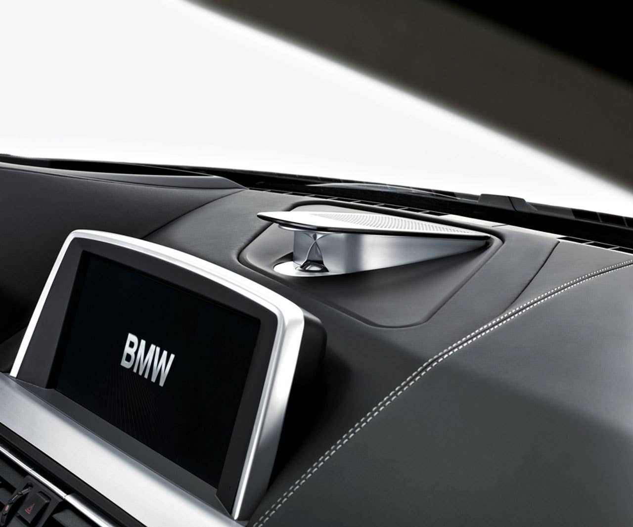 The new BMW 6 Series Coupé - Interior (03/2011).