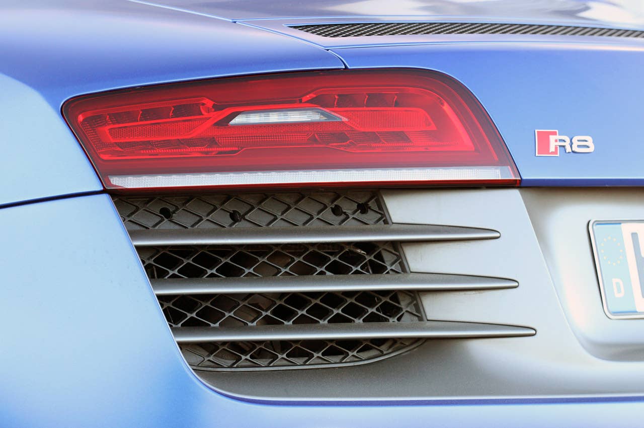 2014 Audi R8 V10 Plus taillight