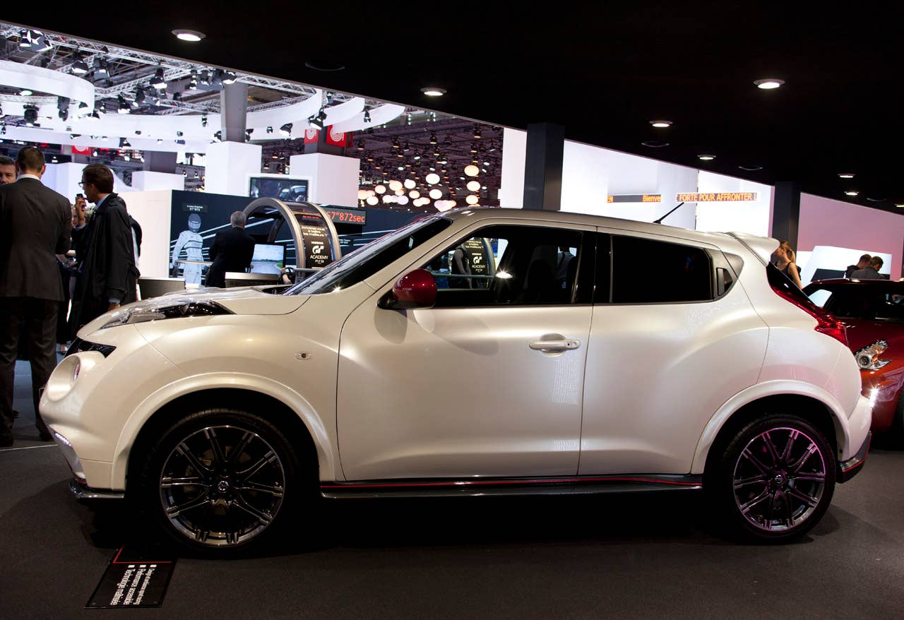 2013 Nissan Juke Nismo: Paris 2012 side