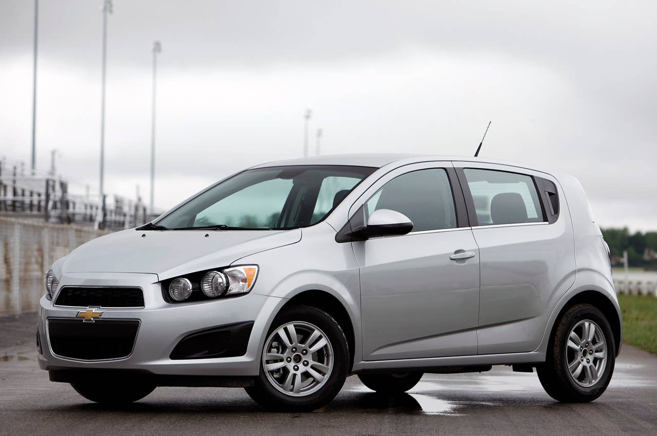 2012 Chevrolet Sonic front 3/4 view