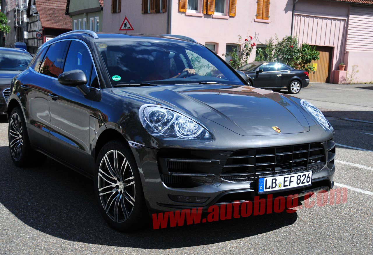Porsche Macan Spy Shots