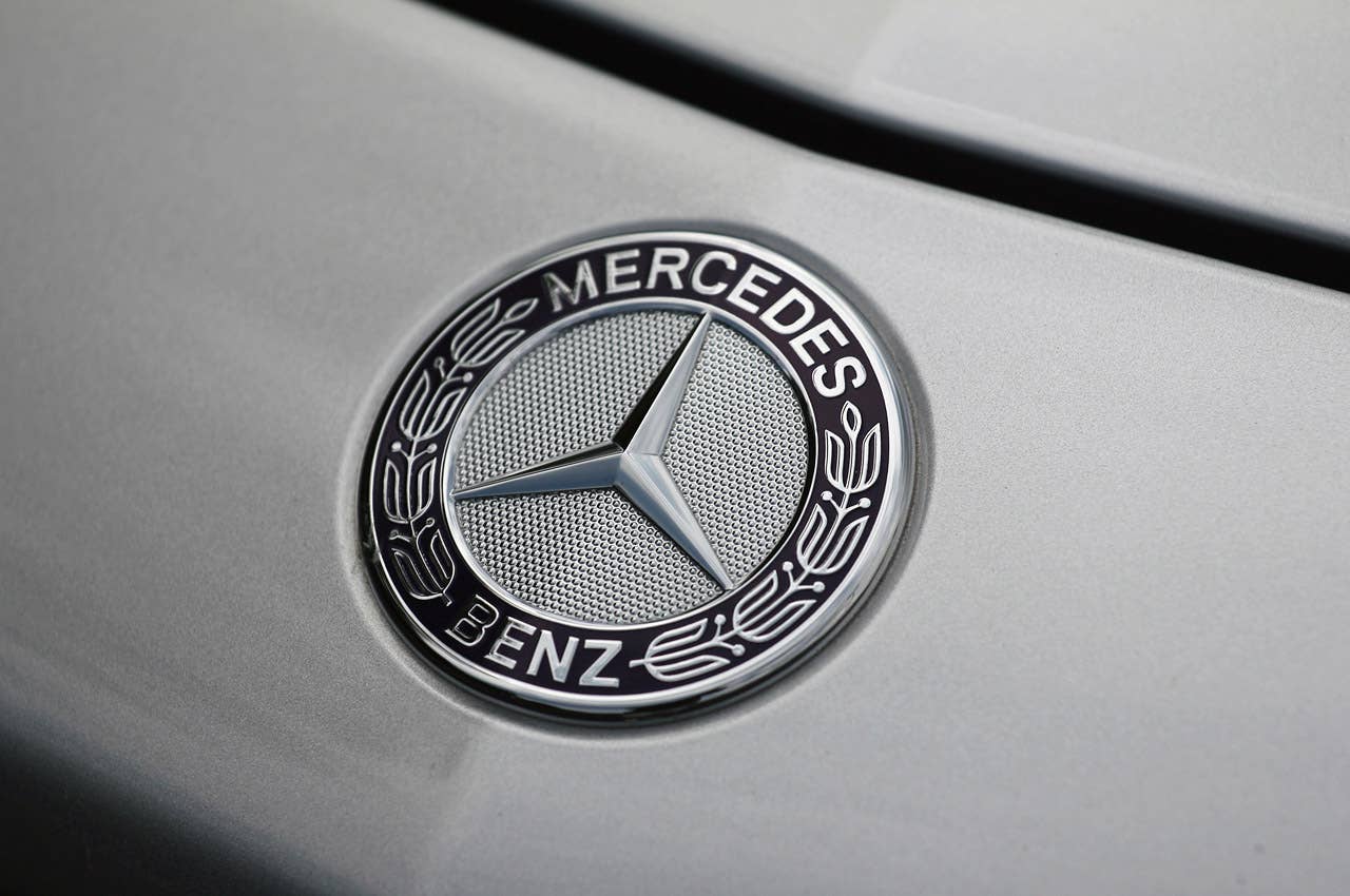 2012 Mercedes-Benz CLS550 logo