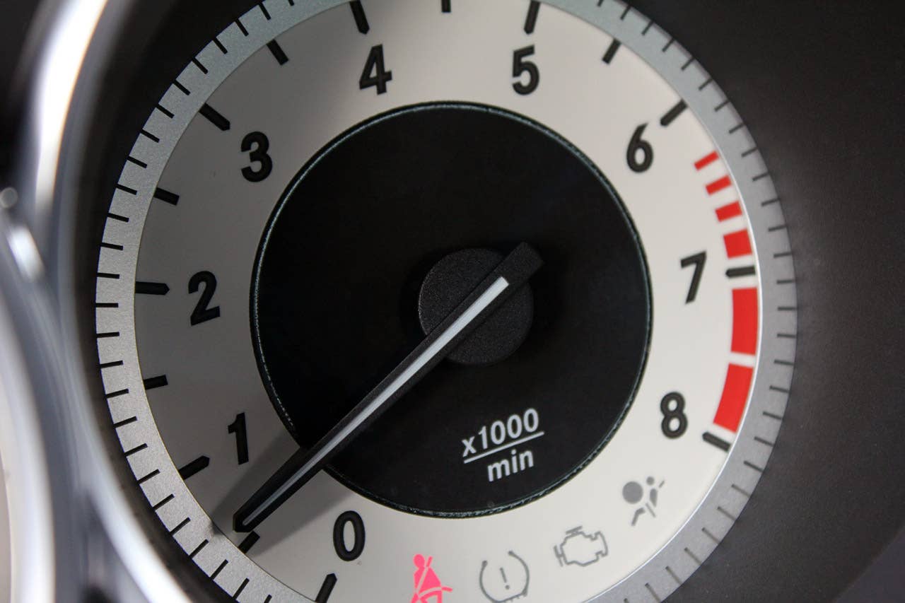 2012 Mercedes-Benz CLS550 tachometer