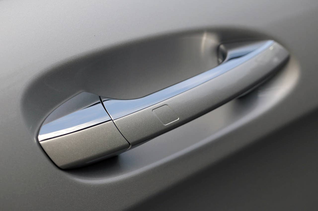 2012 Mercedes-Benz CLS550 door handle