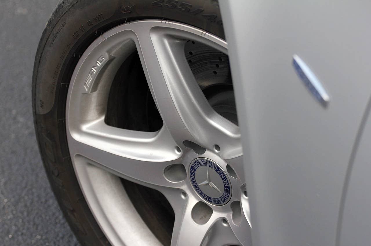 2012 Mercedes-Benz CLS550 wheel