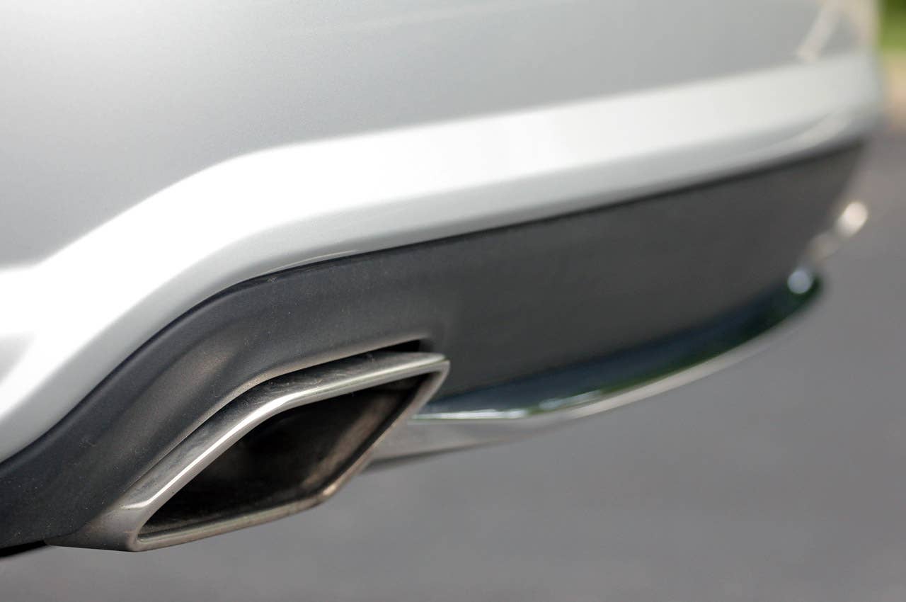 2012 Mercedes-Benz CLS550 exhaust tips