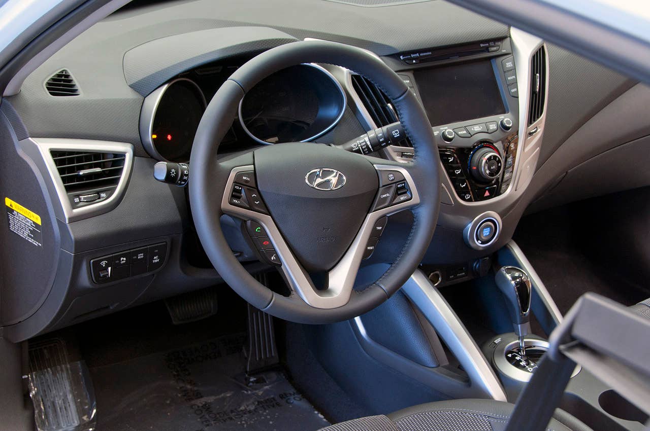 2012 Hyundai Veloster interior