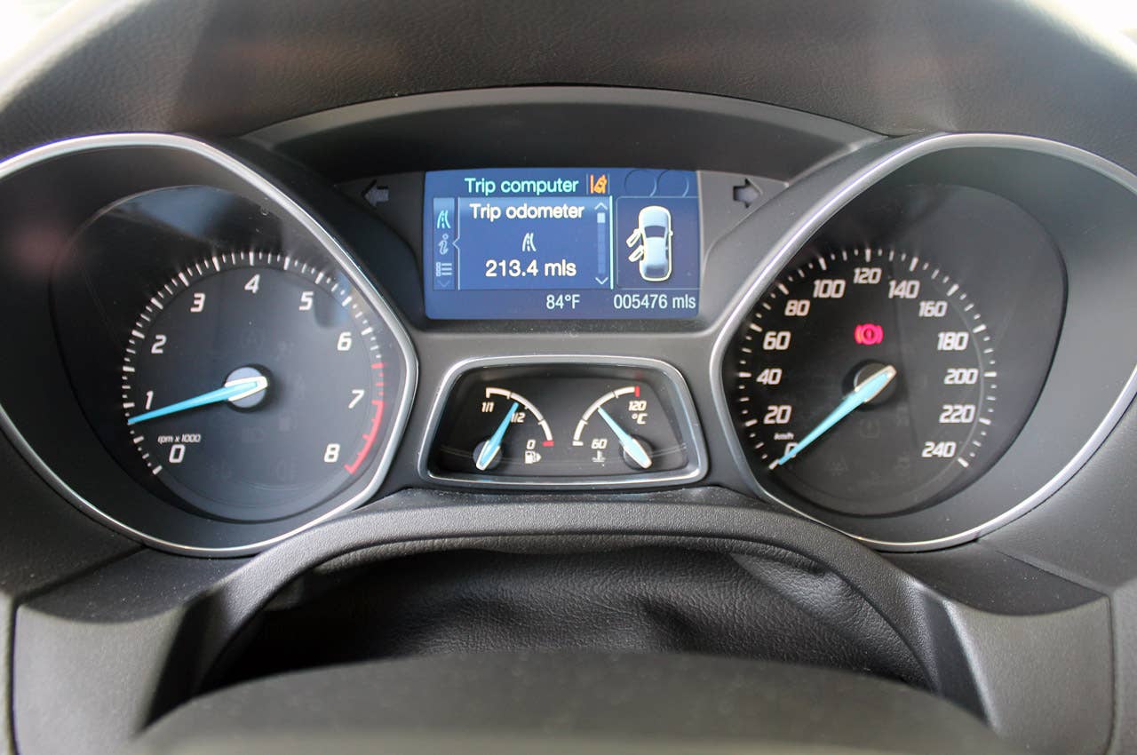 2012 Ford Focus 1.0-liter EcoBoost gauges