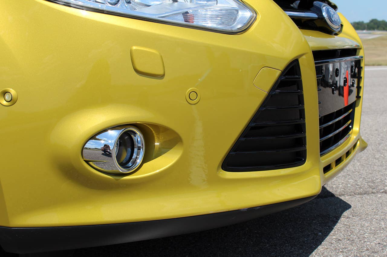 2012 Ford Focus 1.0-liter EcoBoost front fender
