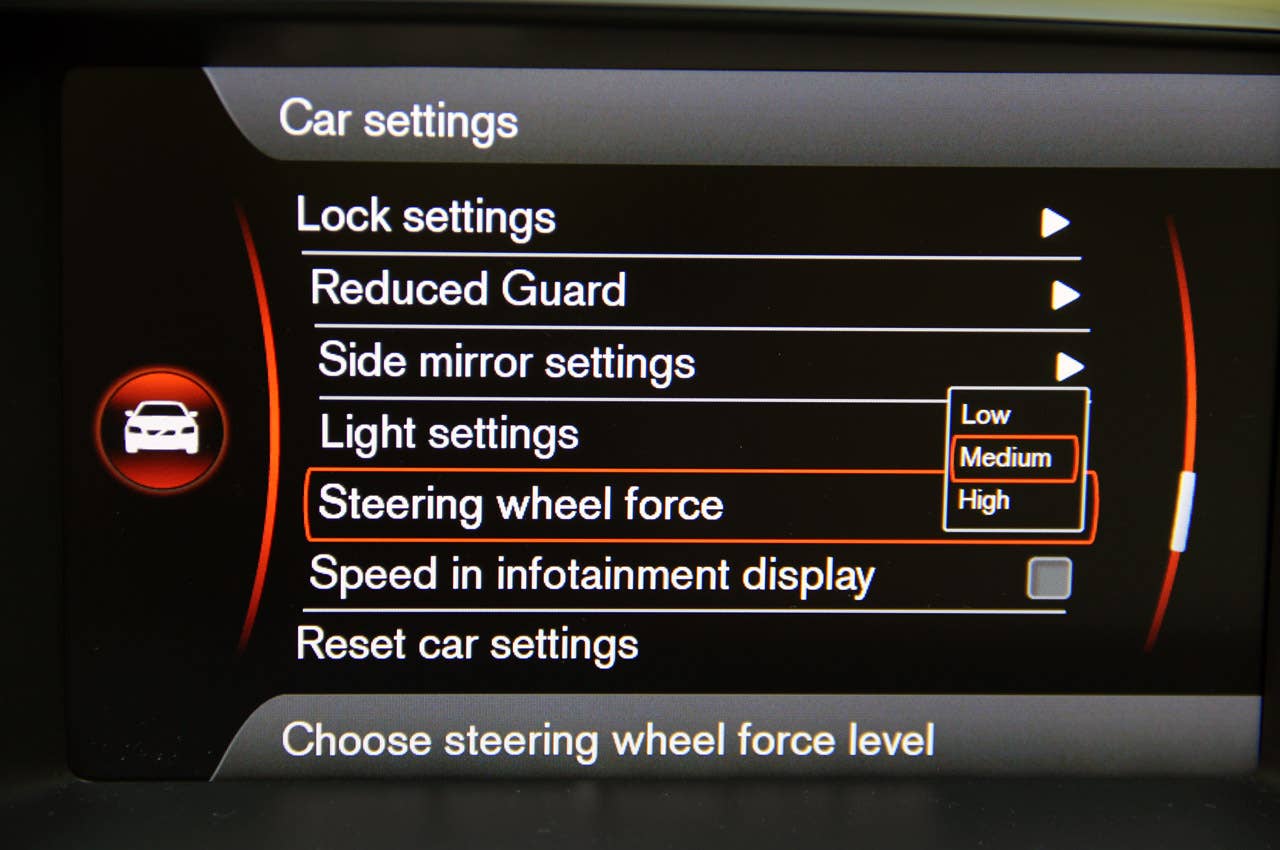 2013 Volvo V40 vehicle settings display