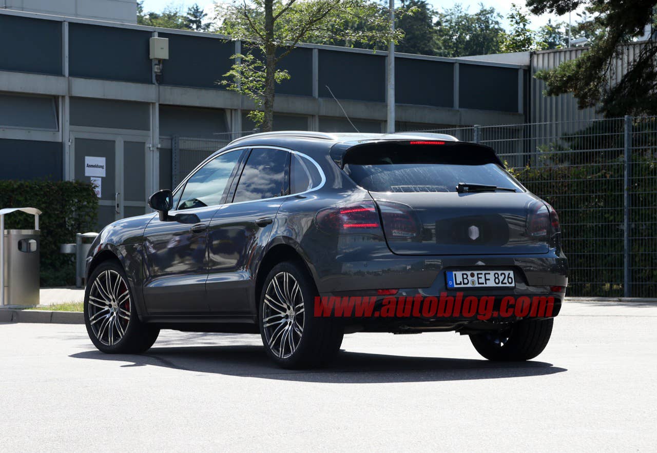 Porsche Macan Spy Shots