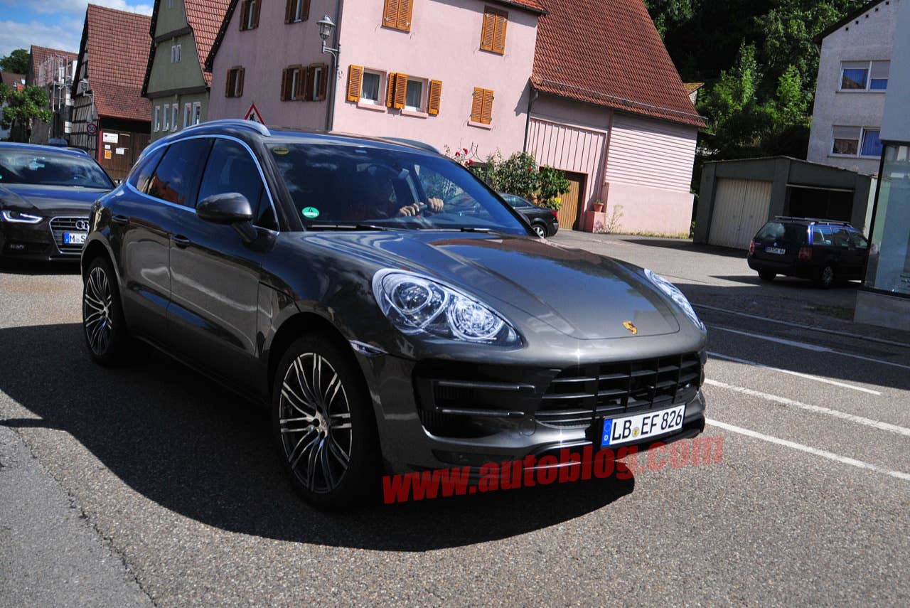 Porsche Macan Spy Shots