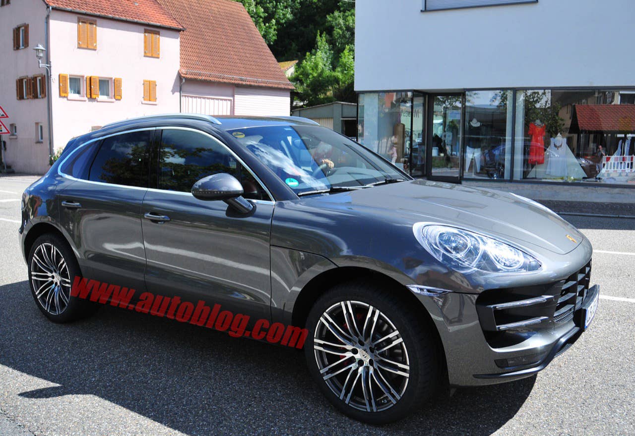 Porsche Macan Spy Shots