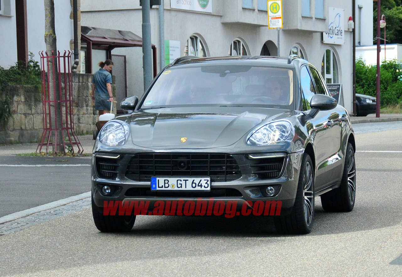 Porsche Macan Spy Shots