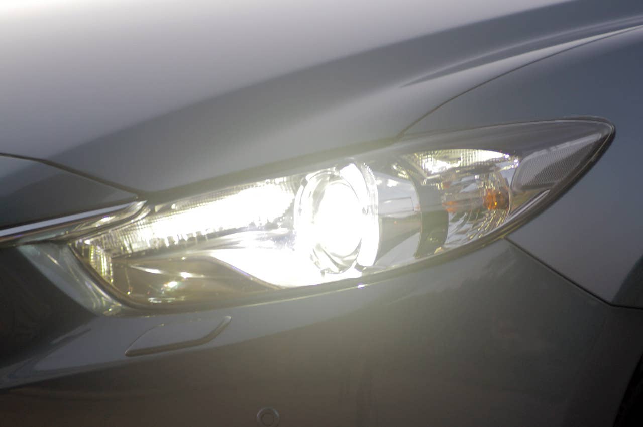 2014 Mazda6 headlight