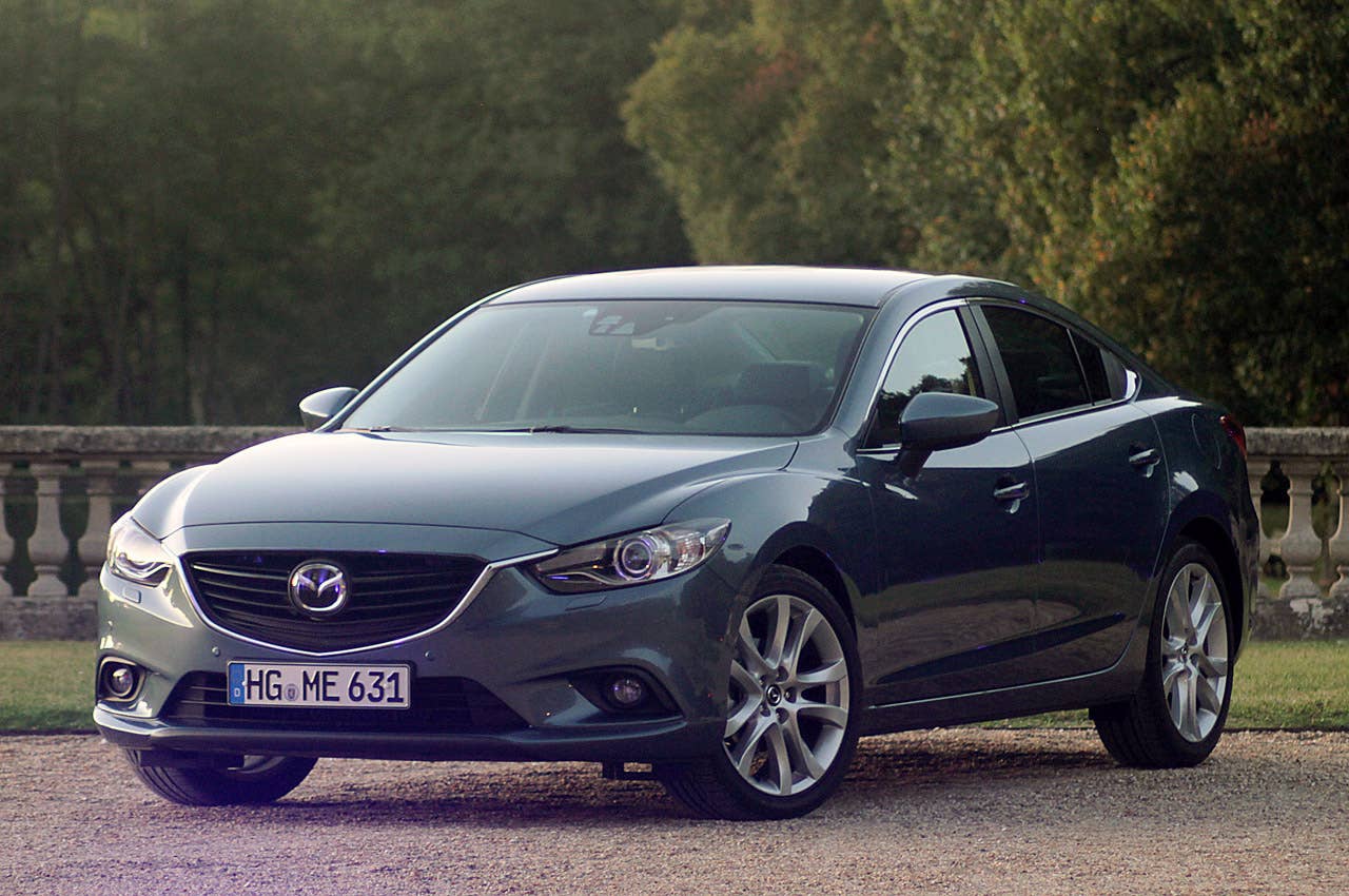 2014 Mazda6 front 3/4 view