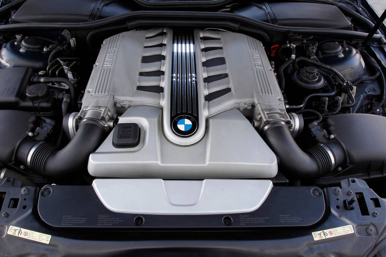 2001-2008 BMW E65/E66 760i