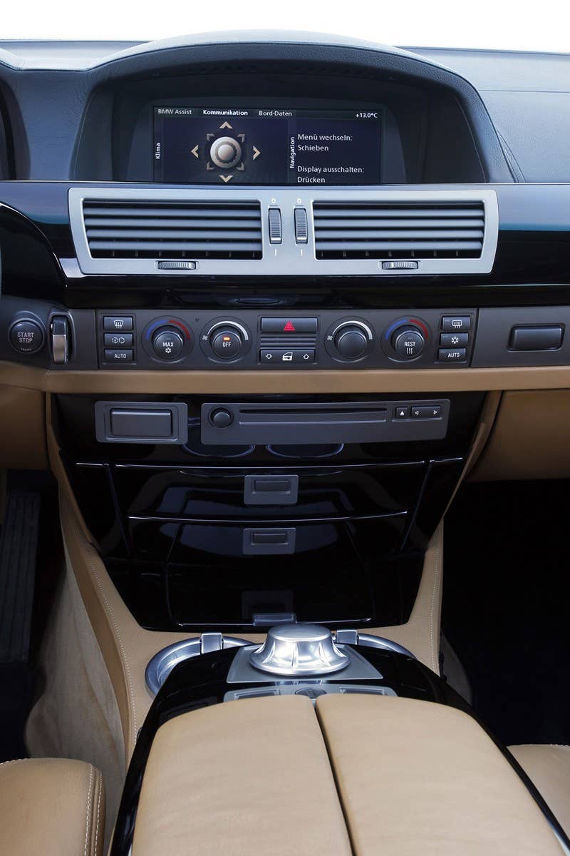 2001-2008 BMW E65/E66 760i
