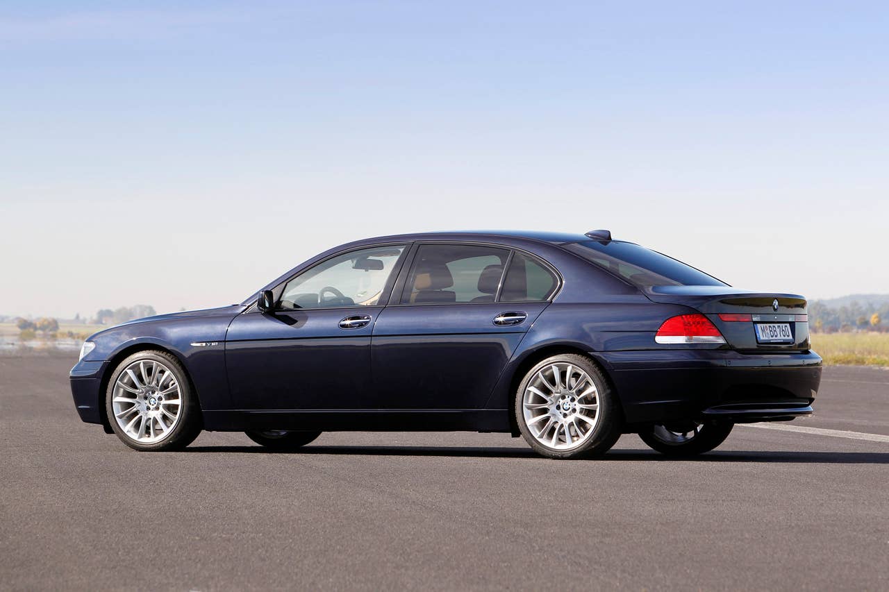 2001-2008 BMW E65/E66 760i