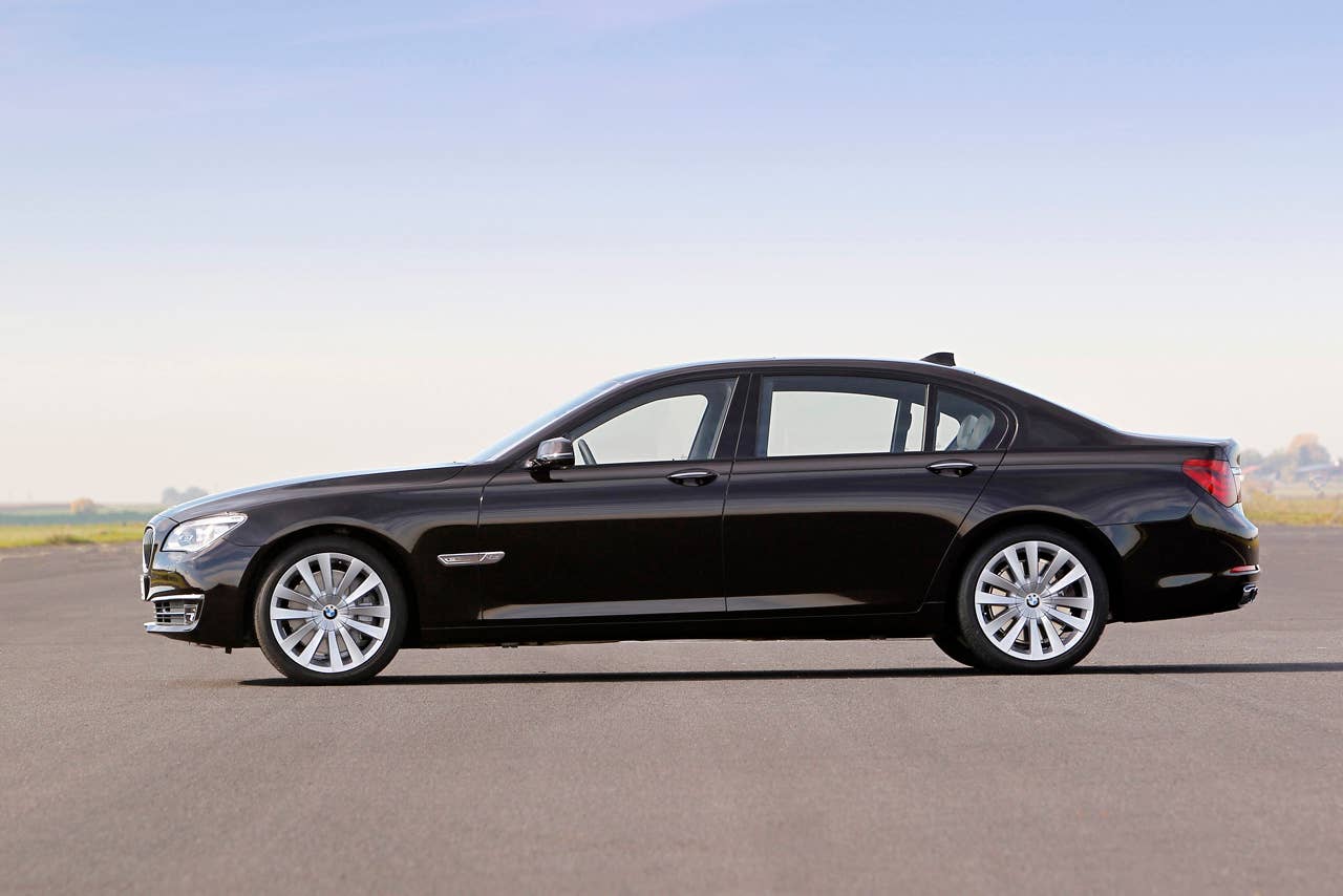 2008-present BMW F01/F02 760i