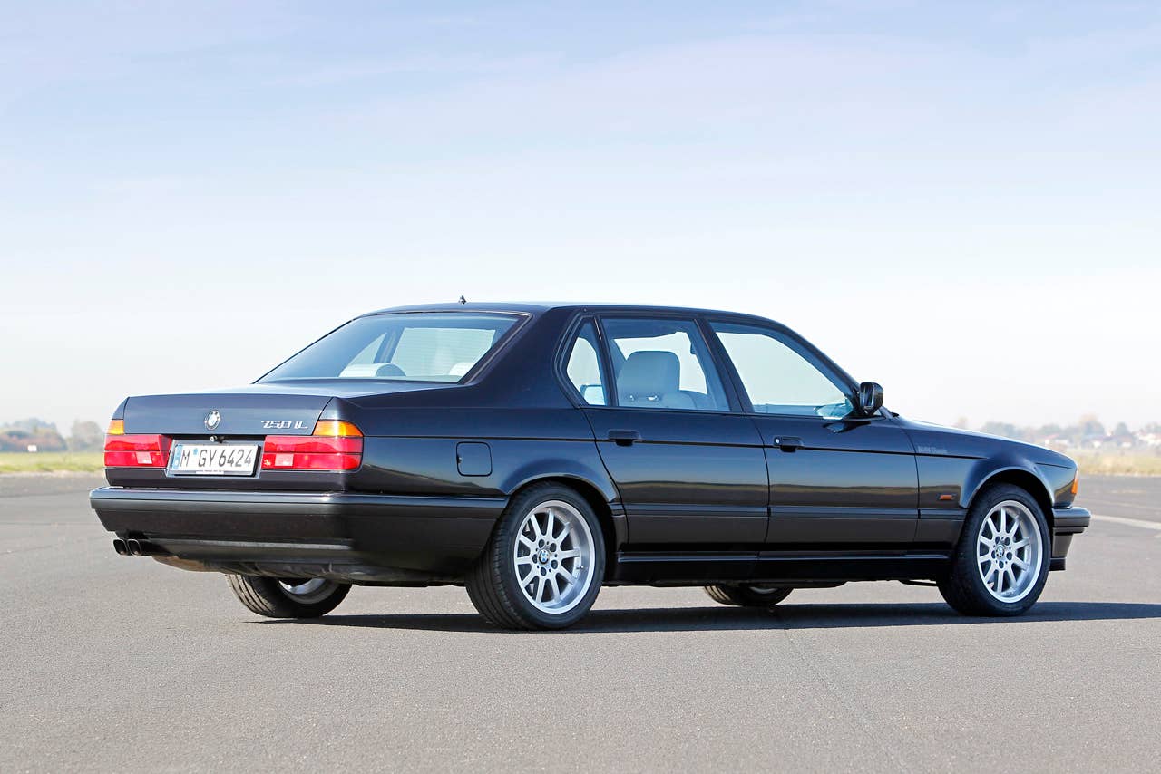1986-1994 BMW E32 750i
