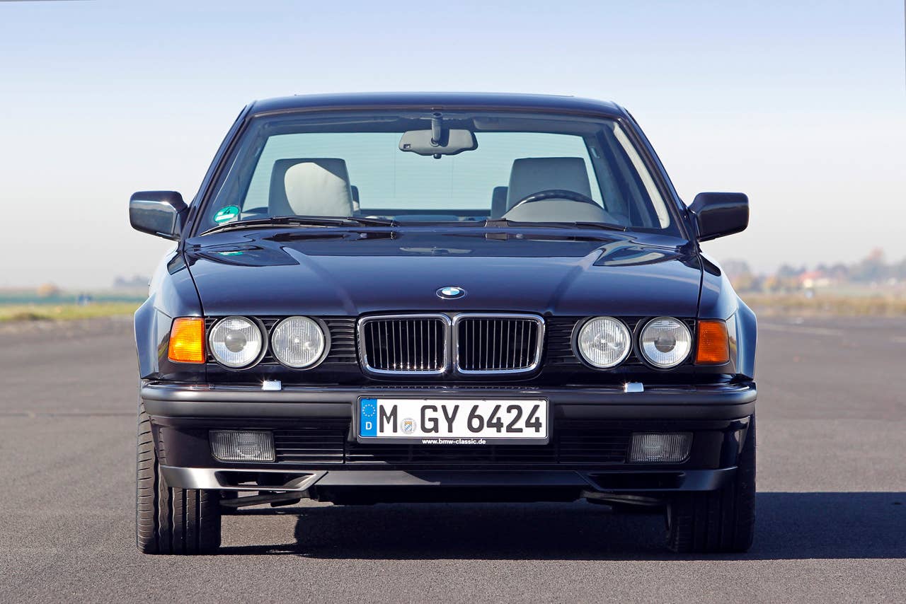 1986-1994 BMW E32 750i