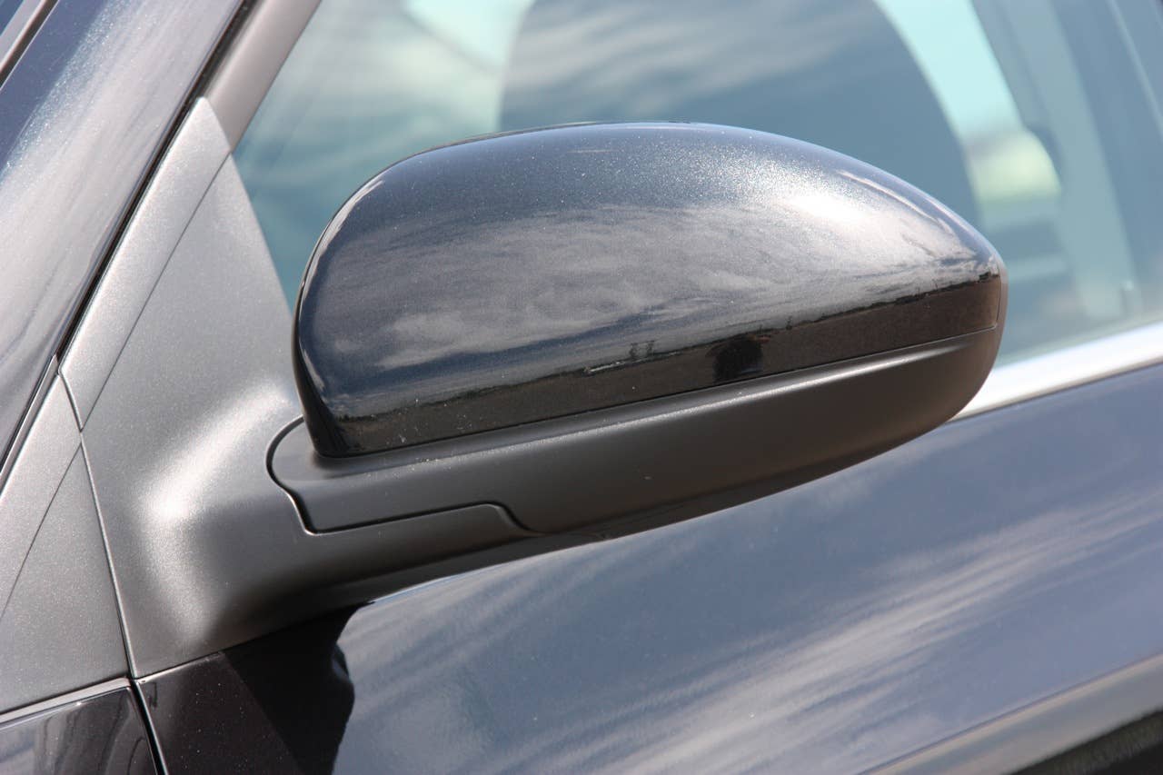 2011 Chevrolet Cruze Eco side mirror