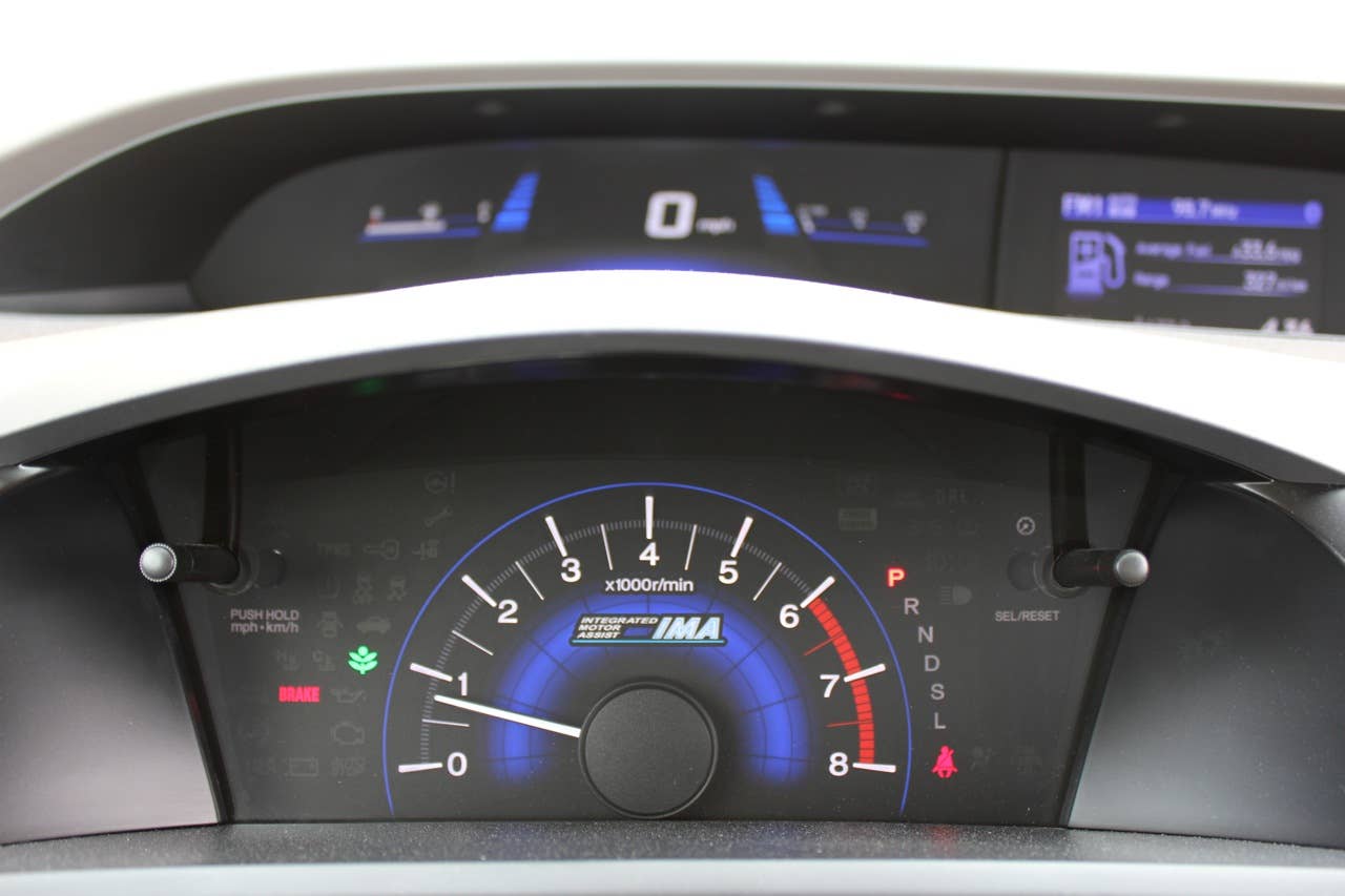 2012 Honda Civic Hybrid gauges