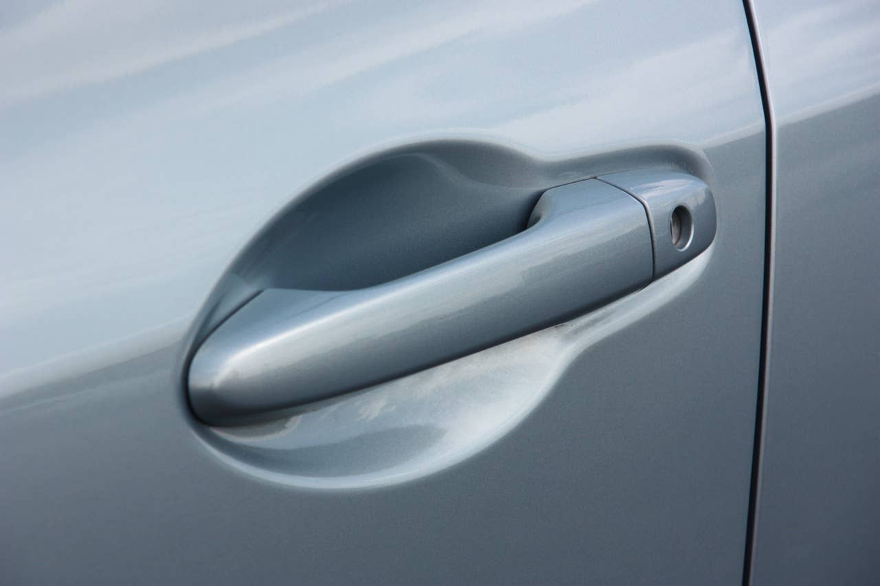 2012 Honda Civic Hybrid door handle