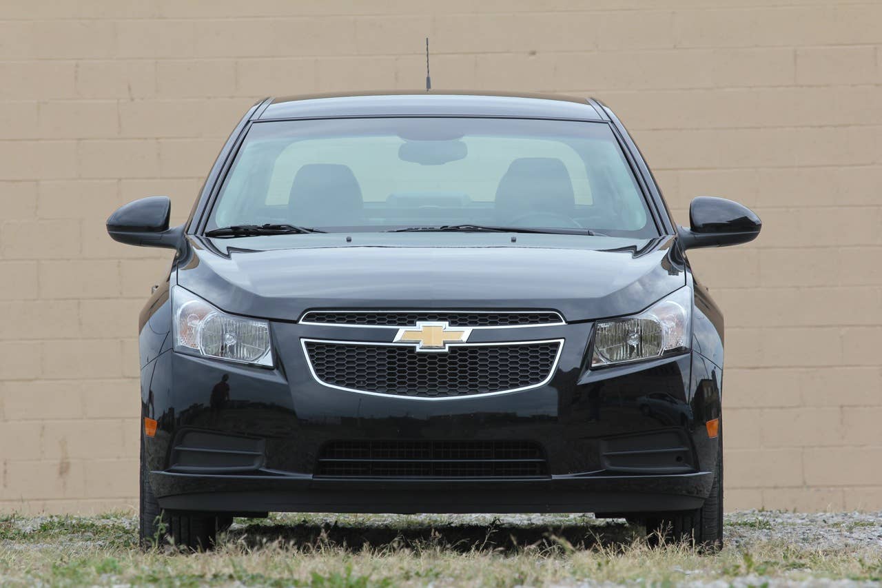 2011 Chevrolet Cruze Eco front view