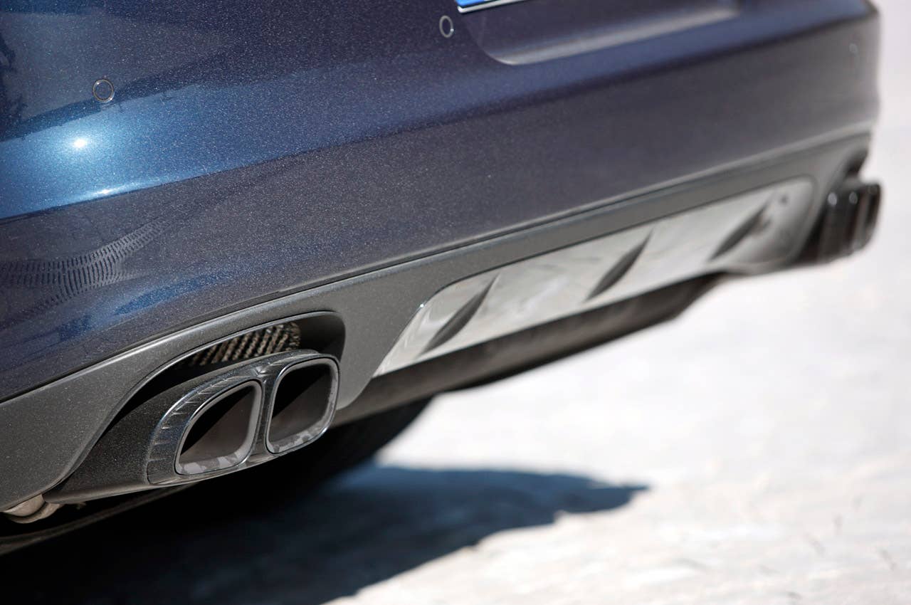 2013 Porsche Panamera GTS exhaust tips