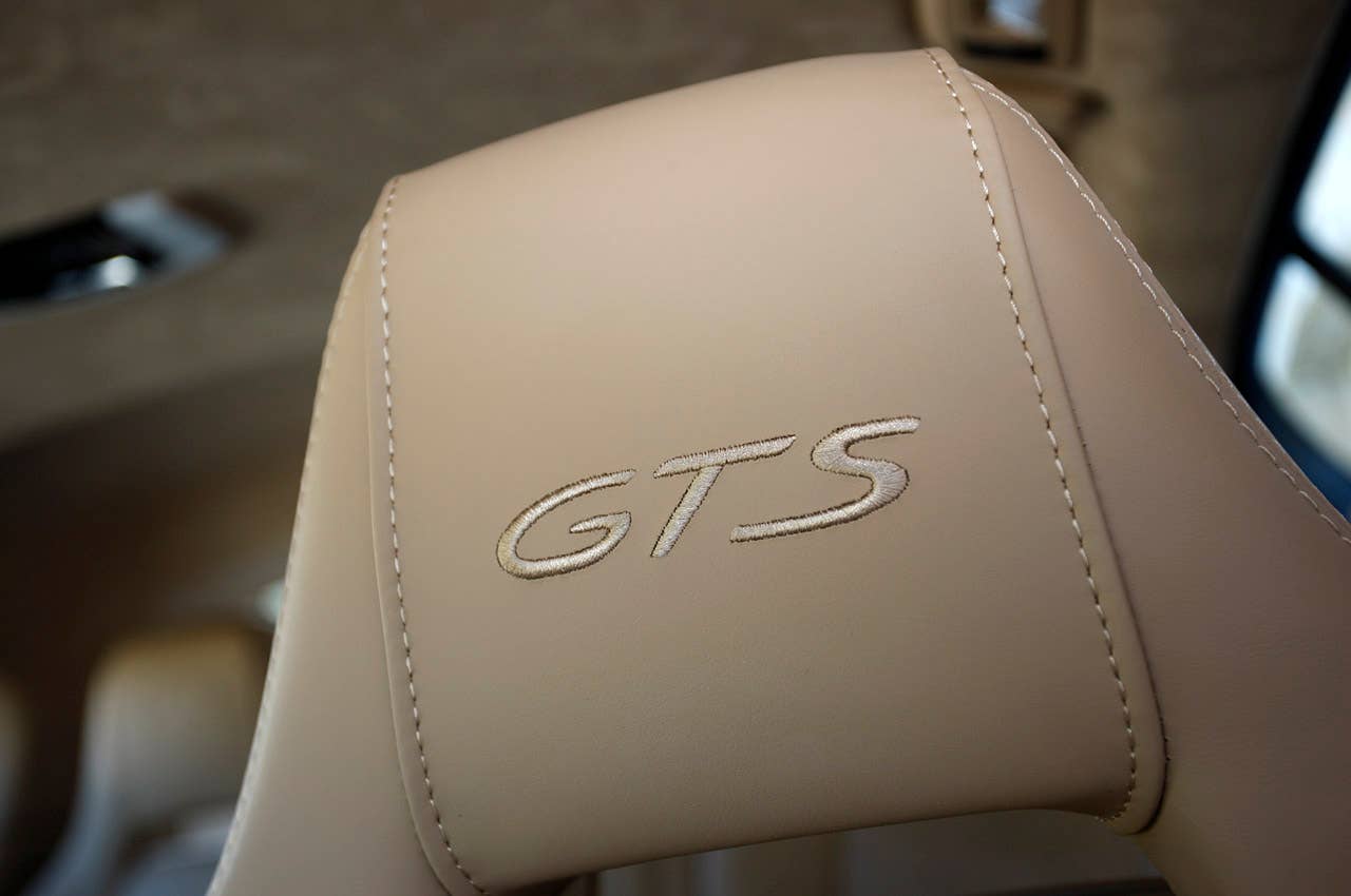 2013 Porsche Panamera GTS seat detail