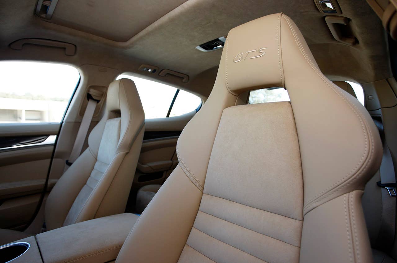 2013 Porsche Panamera GTS front seats