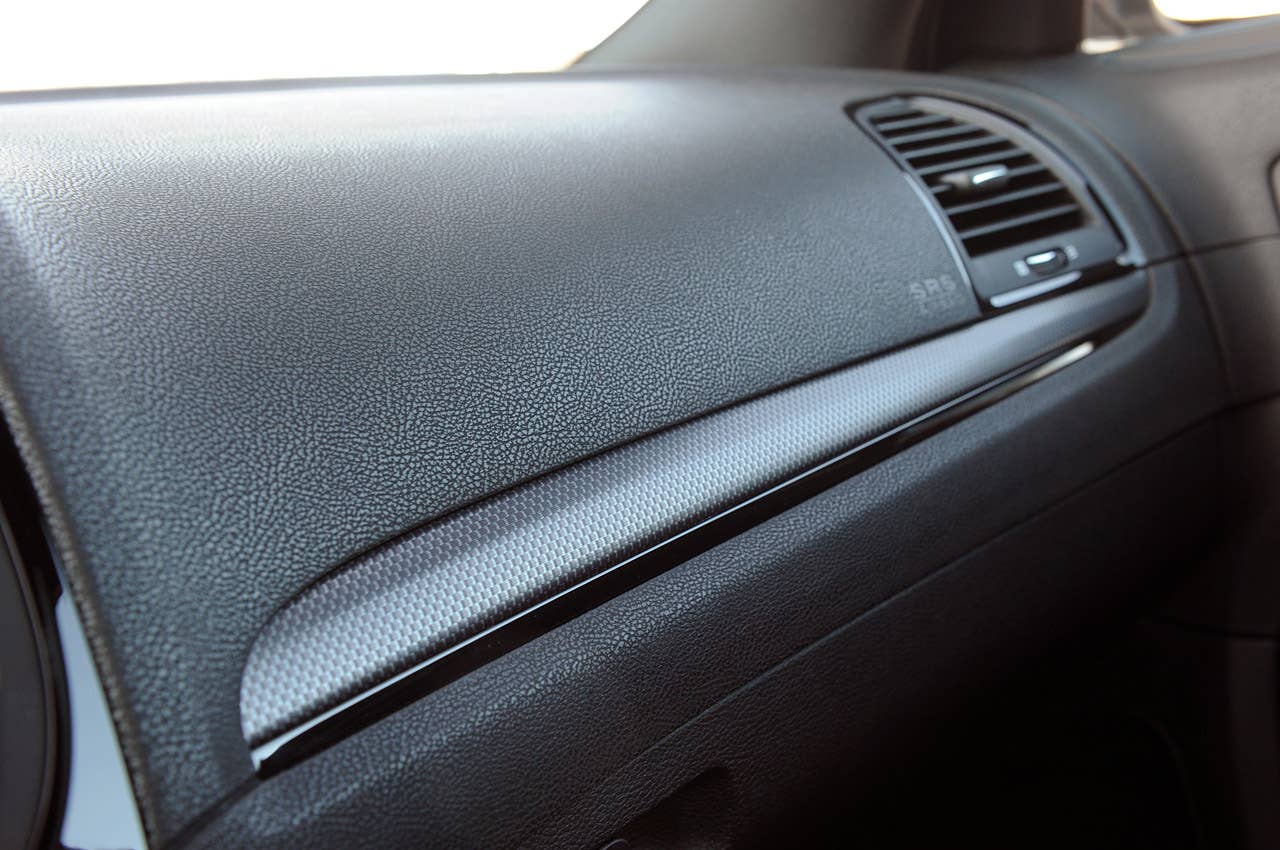 2012 Chrysler 300 S dash