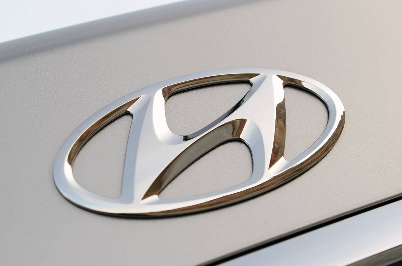 2012 Hyundai Genesis logo