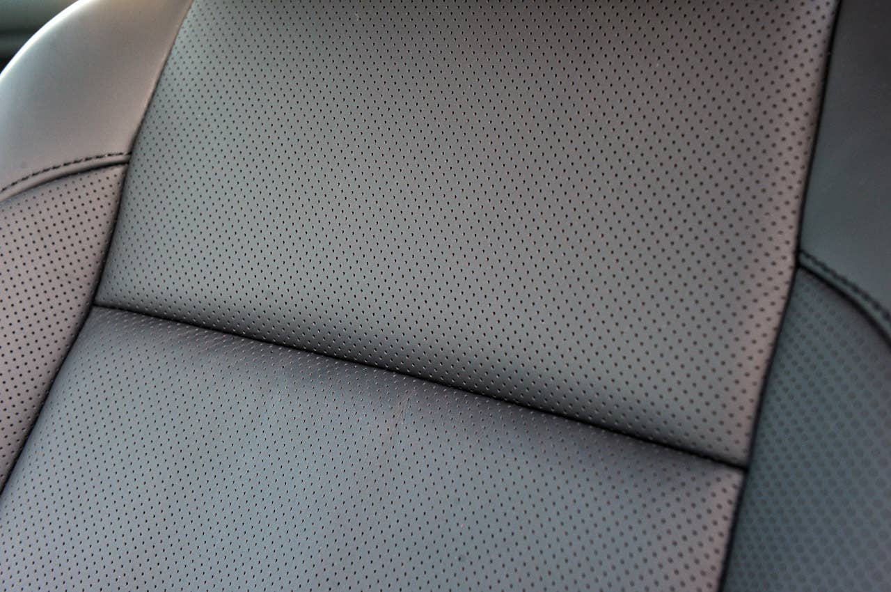 2012 Hyundai Genesis seat detail