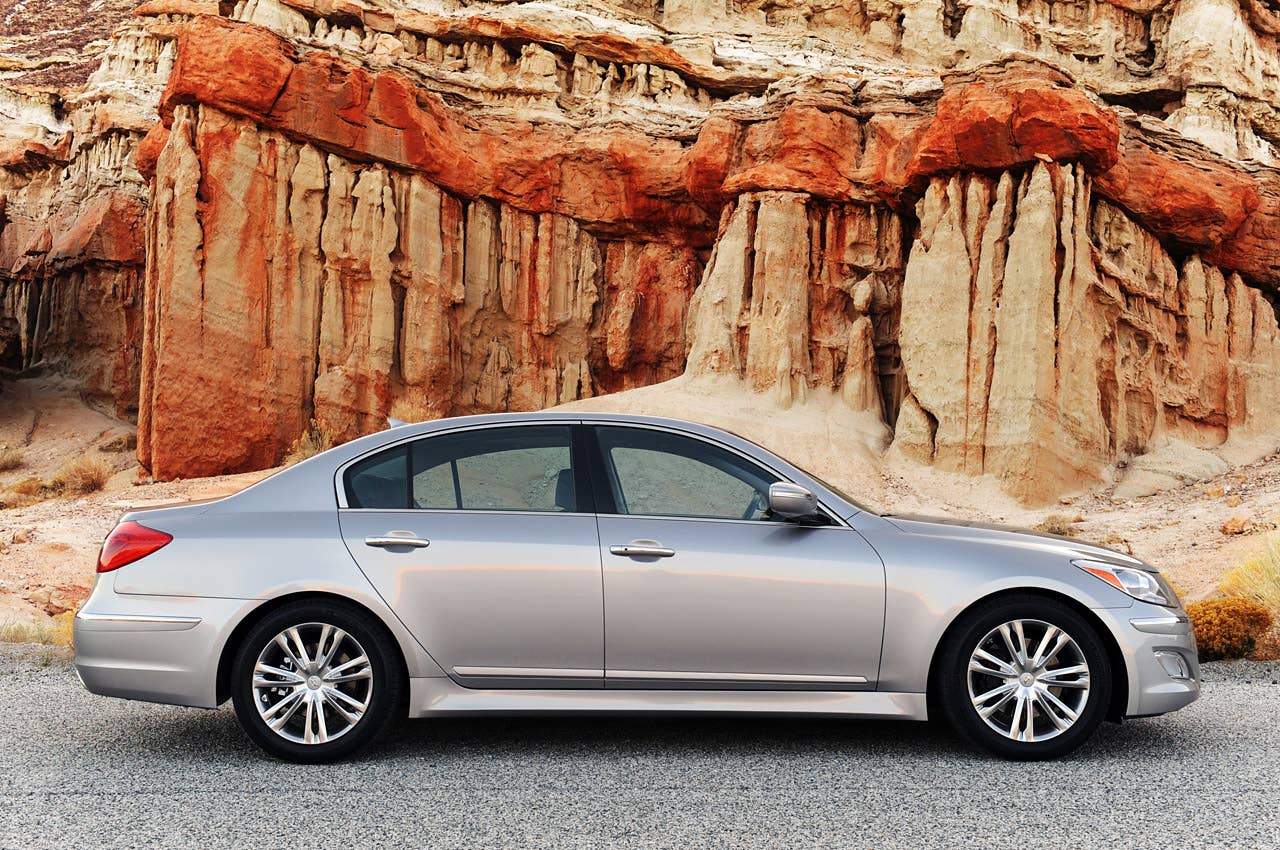 2012 Hyundai Genesis side view