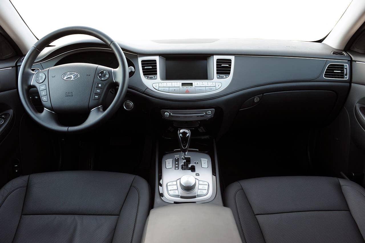 2012 Hyundai Genesis interior