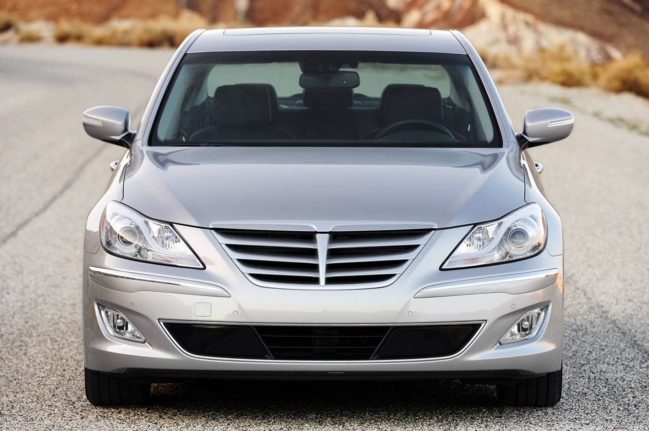 2012 Hyundai Genesis front view