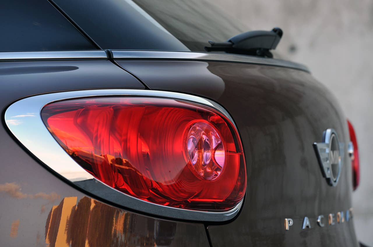 2014 Mini Cooper S Paceman taillight