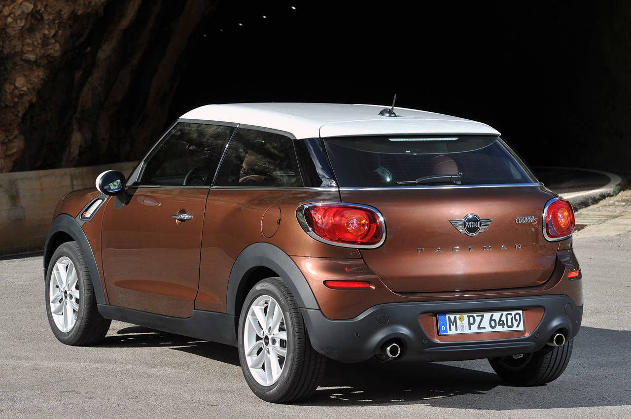 2014 Mini Cooper S Paceman rear 3/4 view