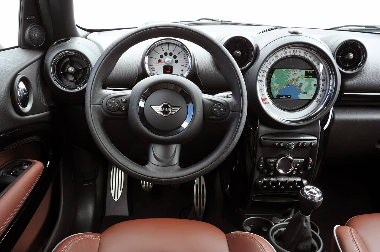 2014 Mini Cooper S Paceman interior