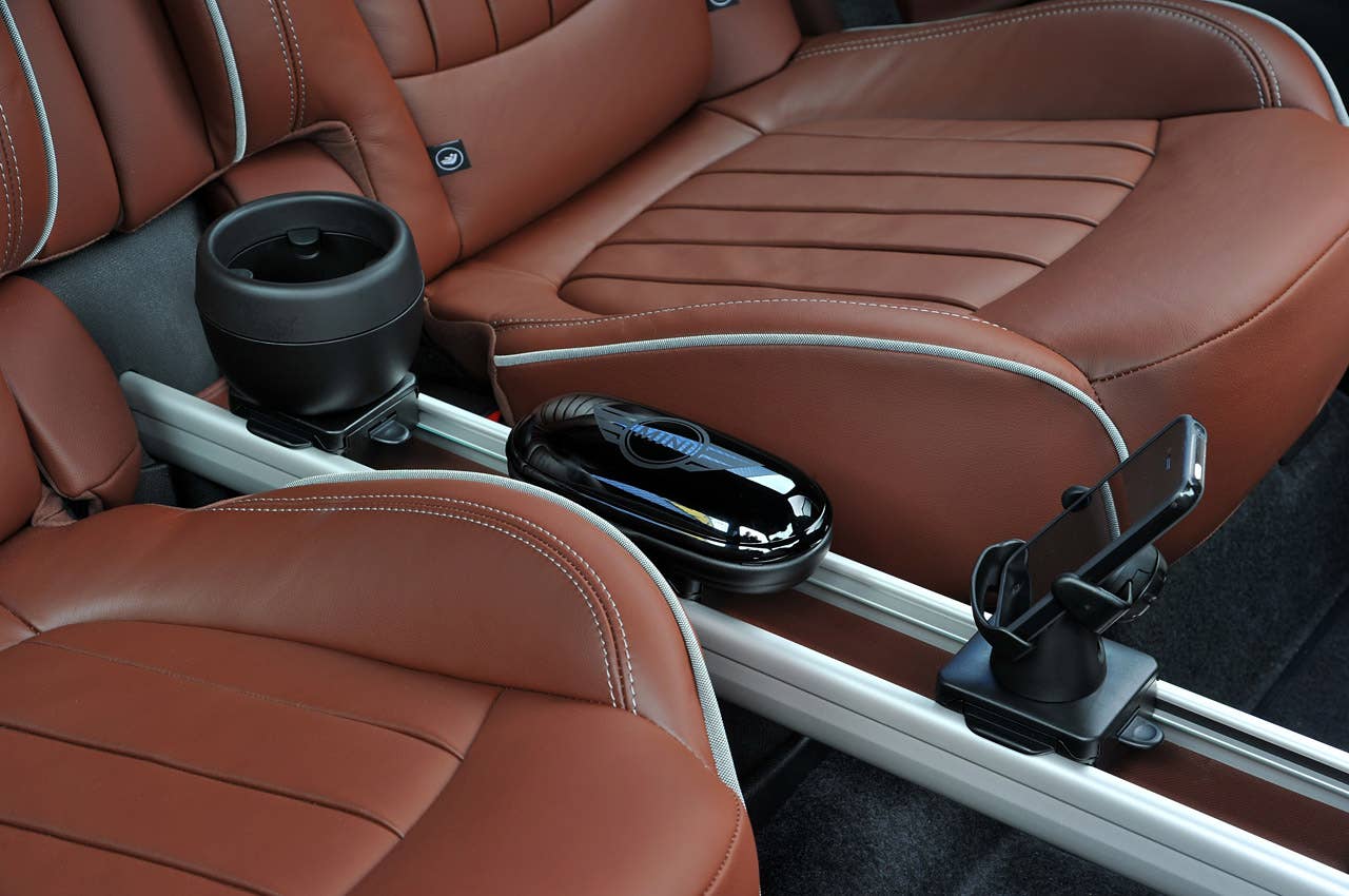 2014 Mini Cooper S Paceman center rail