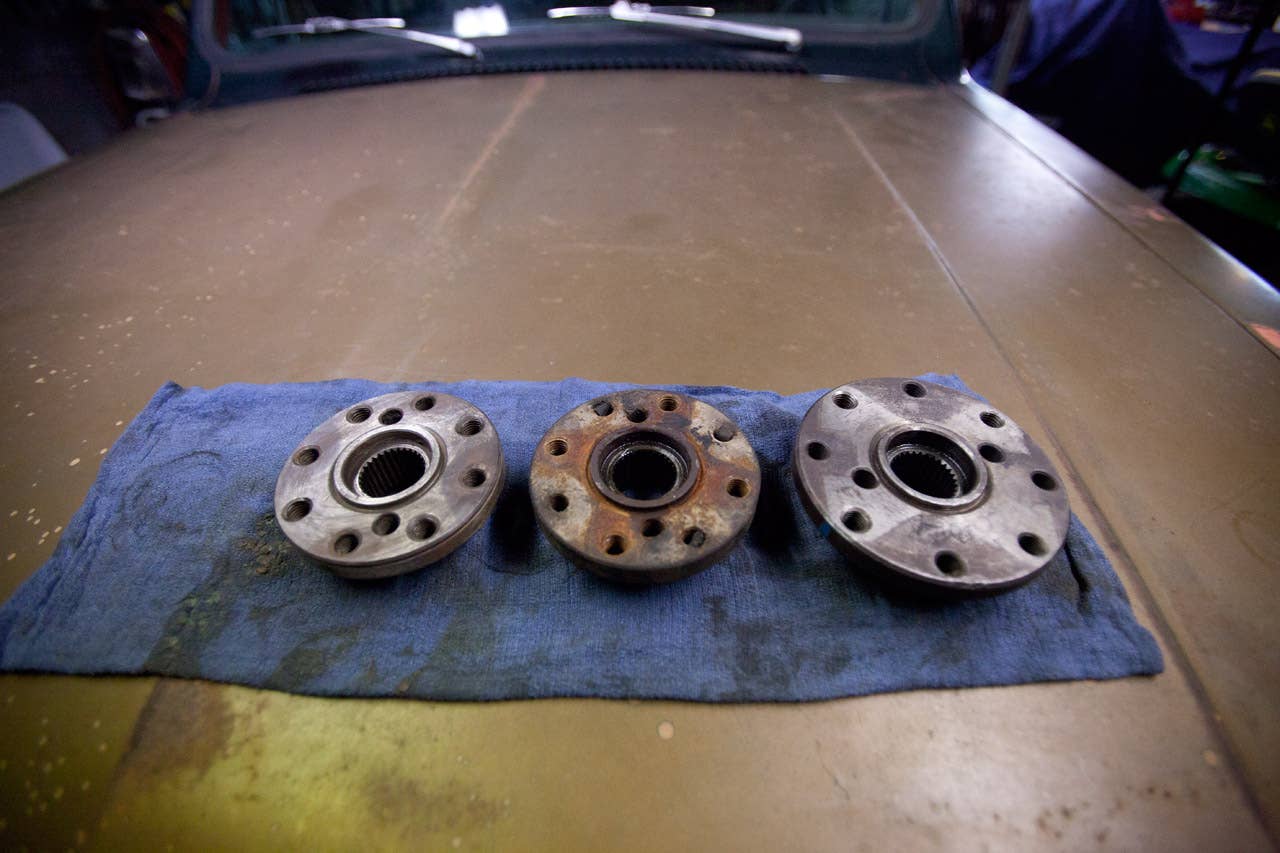 Companion Flanges. Left to right: GT, LX, Cobra