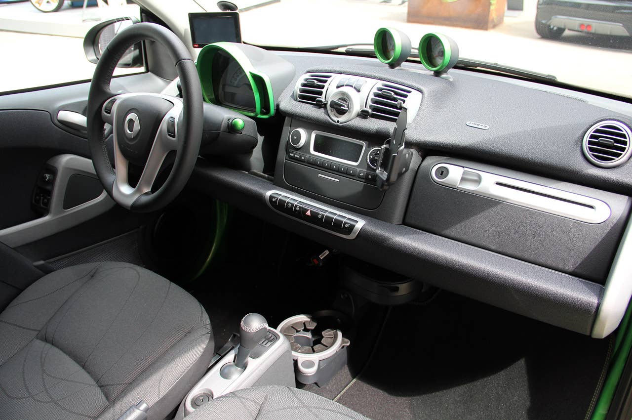 2013 Smart Fortwo Electric Drive interior