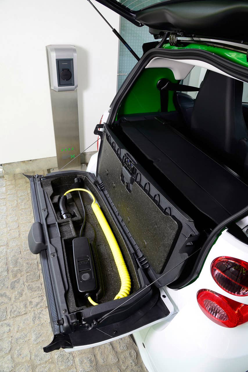 2013 Smart Fortwo Electric Drive rear cargo area