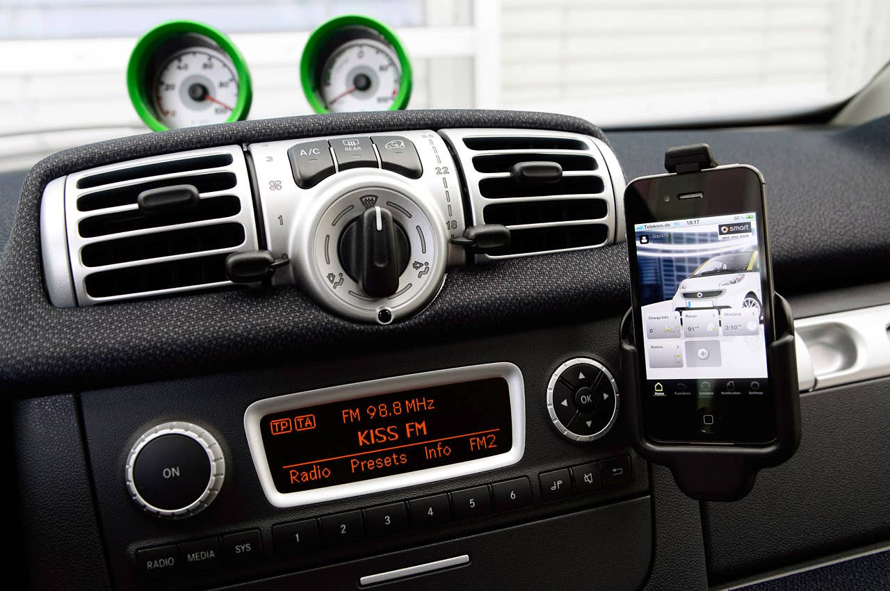 2013 Smart Fortwo Electric Drive instrument panel