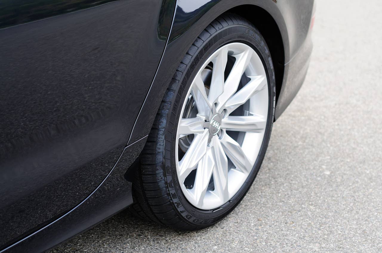 2012 Audi A7 wheel